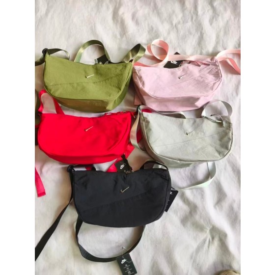 Nike shoulder bag